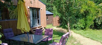 Welcoming 1-bedroom chalet in Cavan