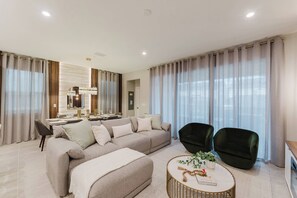 House | 6 bedrooms