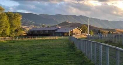 Daylight Suite on 150 Acre Ranch near Polo Fields