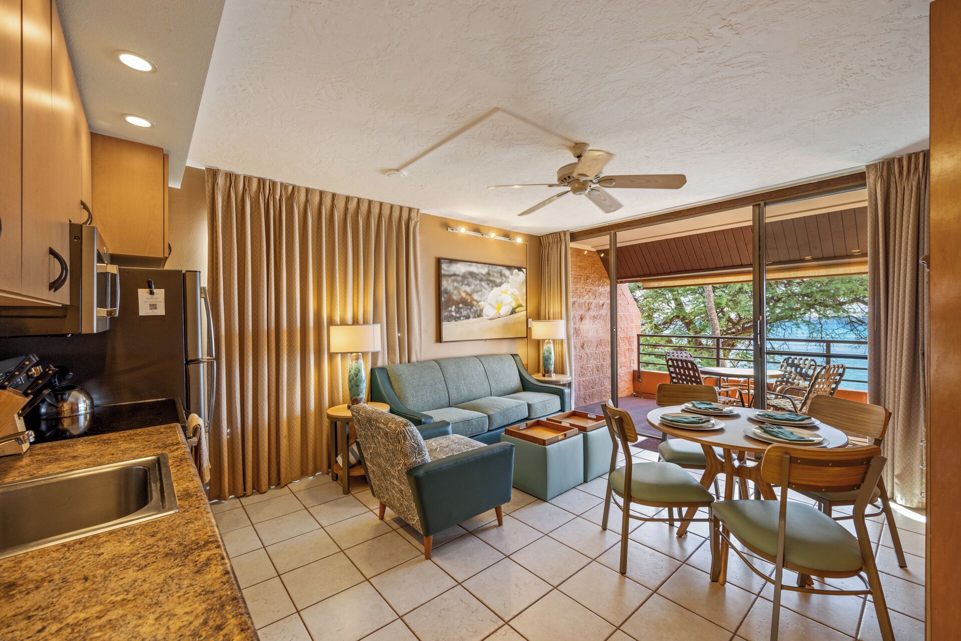 Classic Condo, 1 Bedroom, Lanai, Ocean View | Living area | 36-inch LCD TV with cable channels