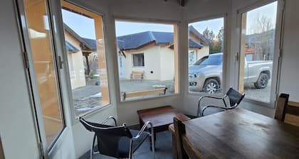Beautiful Large Cabin – Perfect Location & Stunning Views