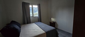 Beautiful Large Cabin – Perfect Location & Stunning Views