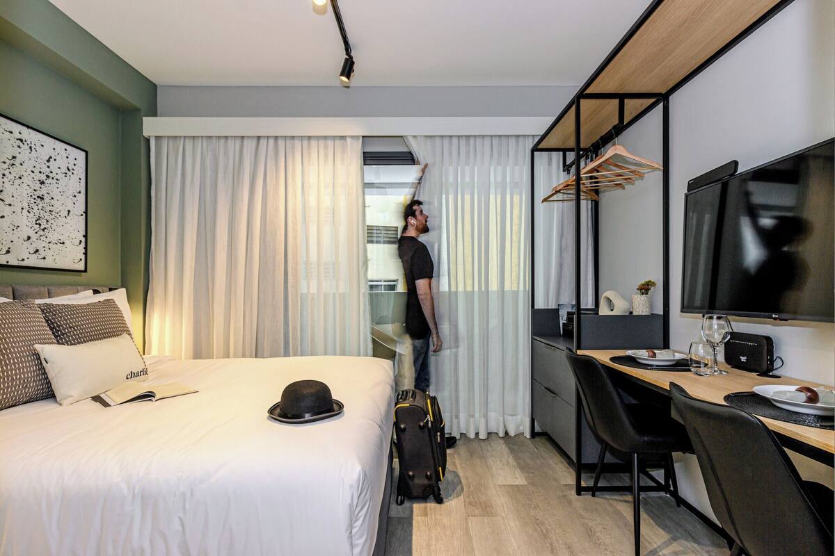 Studio Casal com Varanda NR