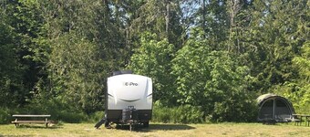 Ready-to-Camp Tent Site - Glamping Tent Site with Queen Air Mattress