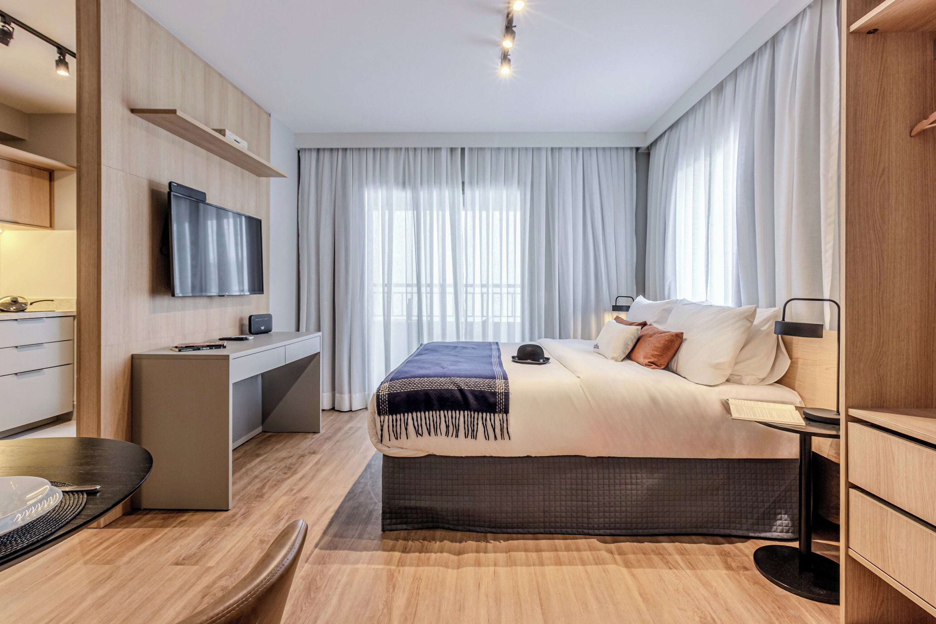 Perhehuoneisto | Allergiatestatut vuodevaatteet, yksilöllisesti sisustettu