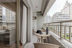 开间, 1 张双人床和 1 张沙发床, 露台 | 阳台