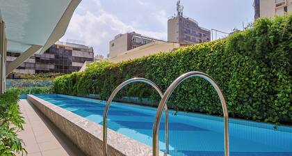 Charlie On The Sea Arpoador