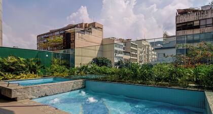 Charlie On The Sea Arpoador