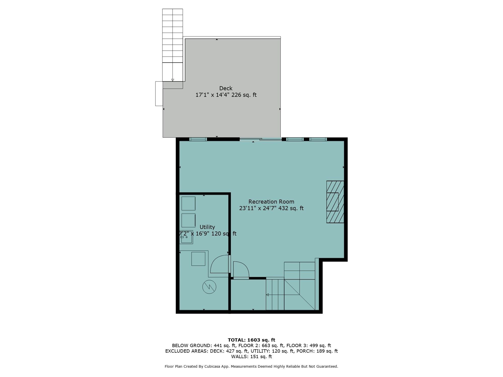 Planta baixa de uma casa com área total de 1603 pés quadrados. Inclui um deck, uma sala de recreação e uma sala de serviços.