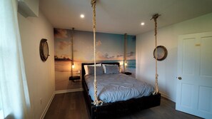 Room, 1 Queen Bed | Free WiFi - Carpathia West Estate (West Milford)