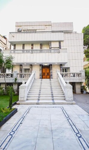 Ngoại thất