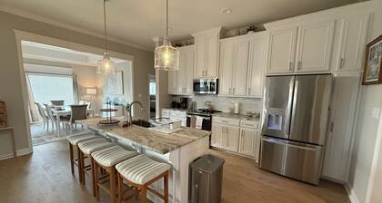 Elegant 4BR Retreat New build Comfort & Style