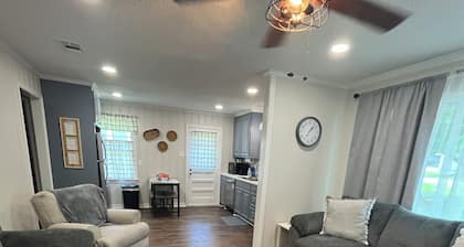 3BR/1.5 BA house located in quiet neighborhood in Rayville, La.