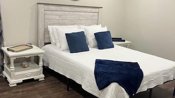 3 habitaciones, tabla de planchar con plancha, wifi y ropa de cama