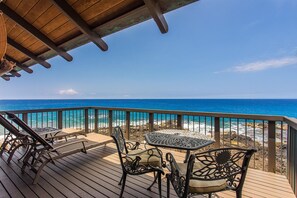 House, Multiple Beds, Balcony, Ocean View (Kona Bliss at Kona Onenalo) | Property grounds