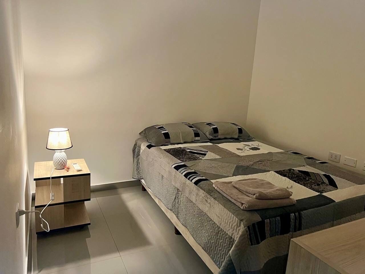 2 slaapkamers, internet, beddengoed