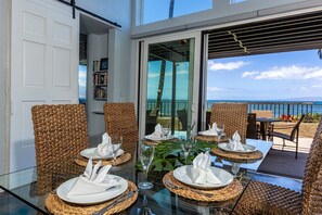 Dining - Gorgeous 3-Bedroom Condo in Ma'alaea With Extra Large Waterfront Lanai (Wailuku)