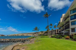 Exterior - Gorgeous 3-Bedroom Condo in Ma'alaea With Extra Large Waterfront Lanai (Wailuku)