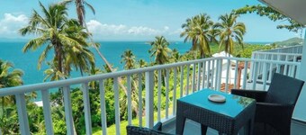 Oceanfront paradise, sun-beach VII 302