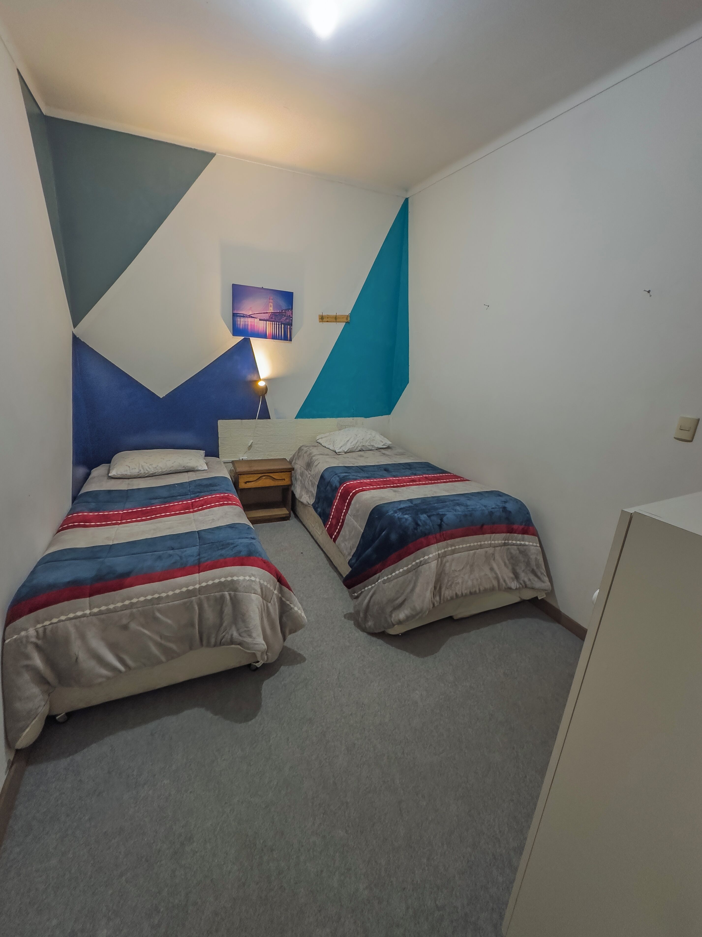 Kannettavalle tietokoneelle sopiva työtila, ilmainen Wi-Fi