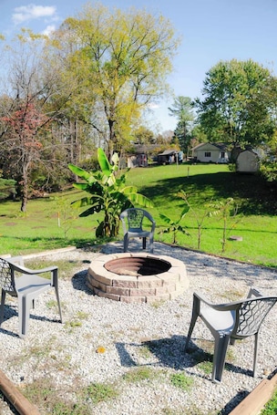 Cottage, Multiple Beds, Hot Tub (Blue Heron) | Property grounds