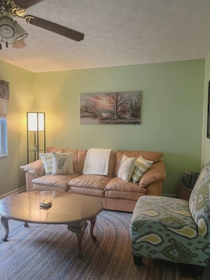 Cottage, Multiple Beds, Hot Tub (Blue Heron) | Living area - Blue Heron Cottage With Game Room, Deck & Hot Tub (Logan)