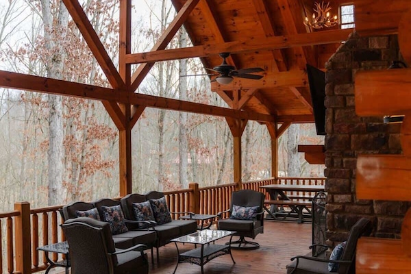 Cabin, Multiple Beds, Hot Tub (Hidden Hills Retreat) | View from room
