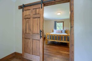 Cabin, Multiple Beds, Hot Tub (Tranquil Heights) | 4 bedrooms, individually decorated, individually furnished, bed sheets