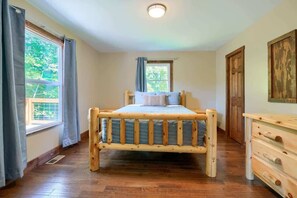 Cabin, Multiple Beds, Hot Tub (Tranquil Heights) | Interior