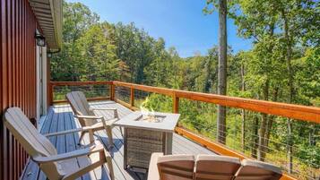 Cabin, Multiple Beds, Hot Tub (Tranquil Heights) | View from room