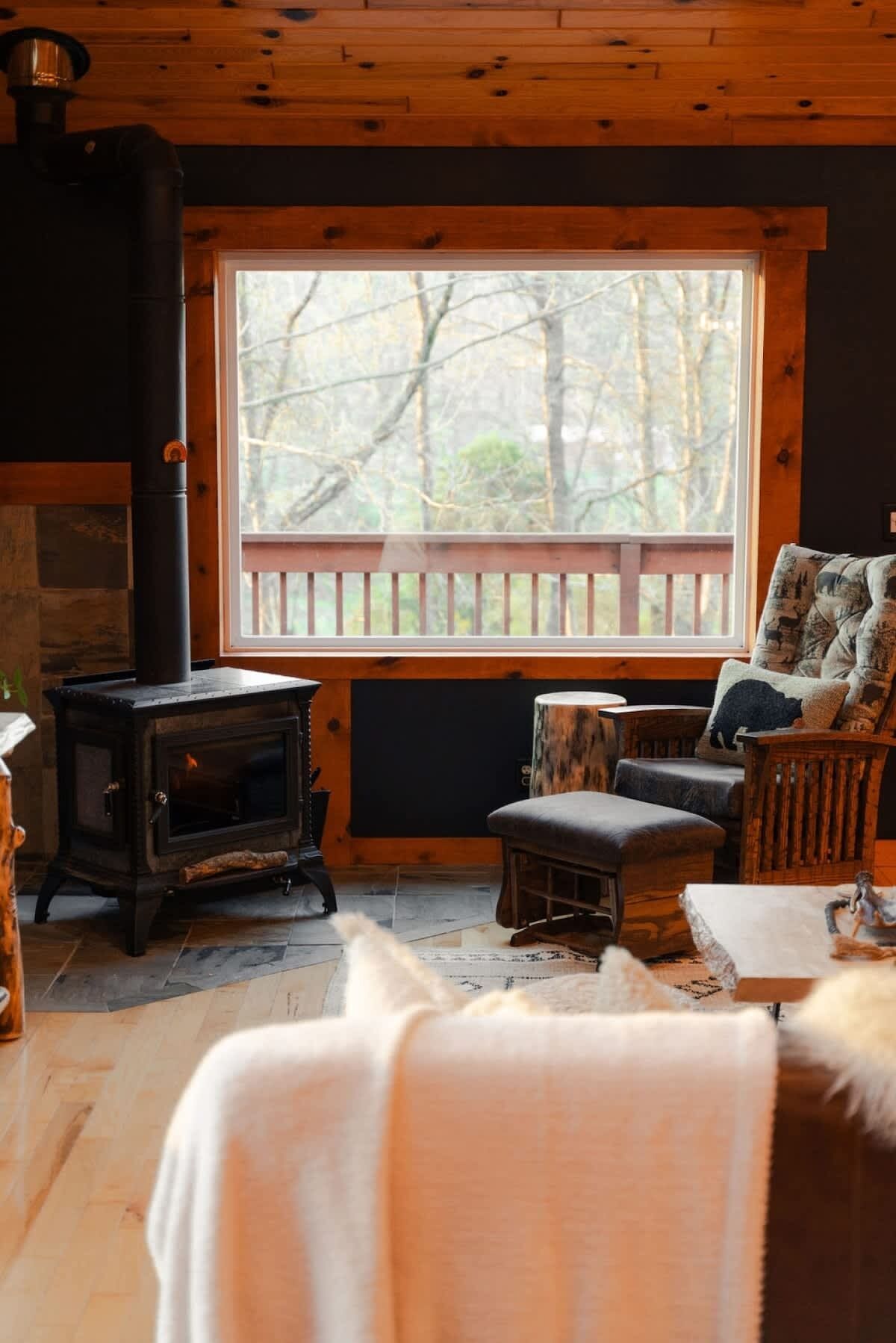 Cabin, Multiple Beds, Hot Tub (O'Hara) | Interior