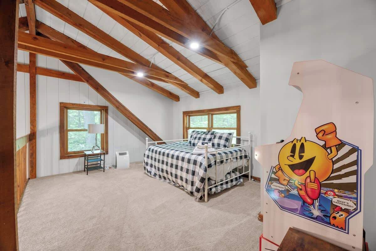 2 habitaciones, decoración personalizada y muebles diferentes 