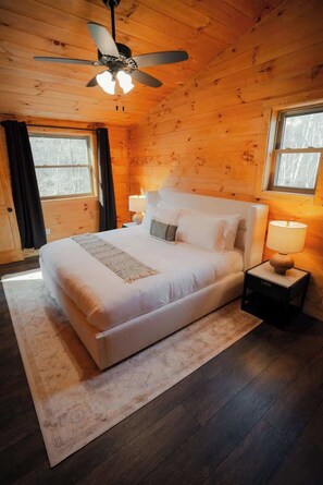 Cabin, Multiple Beds, Hot Tub (Memories at Hillside) | 3 bedrooms, individually decorated, individually furnished, bed sheets - Memories at Hillside A Modern Cabin Hocking Hills (McArthur)