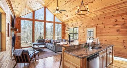Modern Luxury I Hot Tub I Hiking