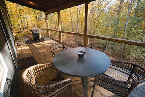 The Treetop Retreat Family Getaway in Scenic Hocking Hills