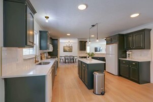 小屋, 多张床, 露台 (Buckingham Woods) | 私人厨房 | 茶具/咖啡用具