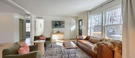 Cabin, Multiple Beds, Patio (Buckingham Woods) | Living area