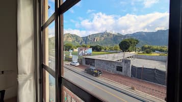 Dobbeltrom – deluxe, balkong, fjellutsikt | Skrivebord og wi-fi (inkludert)