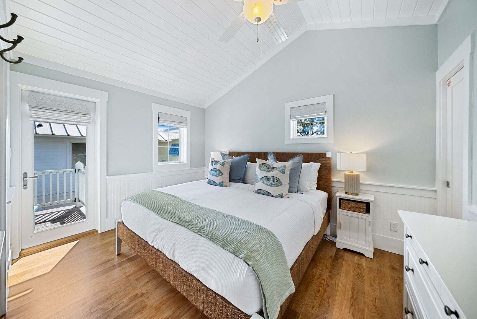 2 soverom, strykejern/-brett, wi-fi (inkludert) og sengetøy