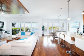 リビング エリア