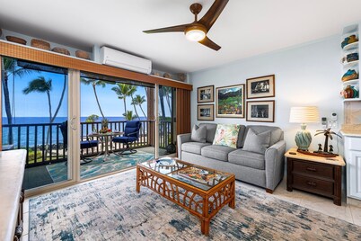 Direct Ocean Front - Beautifully Updated - End Unit - Vrkcv