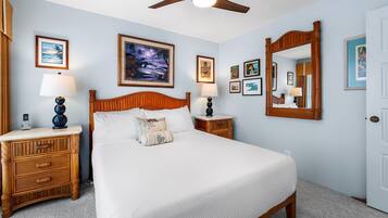 Lägenhet - 1 queensize-säng med bäddsoffa - lanai - havsutsikt (Kona Isle E21) | 1 sovrum, individuell inredning och unika möbler