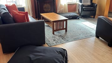 TV