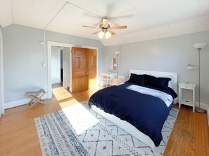 3 Schlafzimmer, Bügeleisen/Bügelbrett, WLAN, Bettwäsche