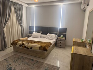 2 habitaciones, tabla de planchar con plancha y wifi