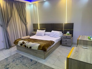 1 bedroom, iron/ironing board, WiFi