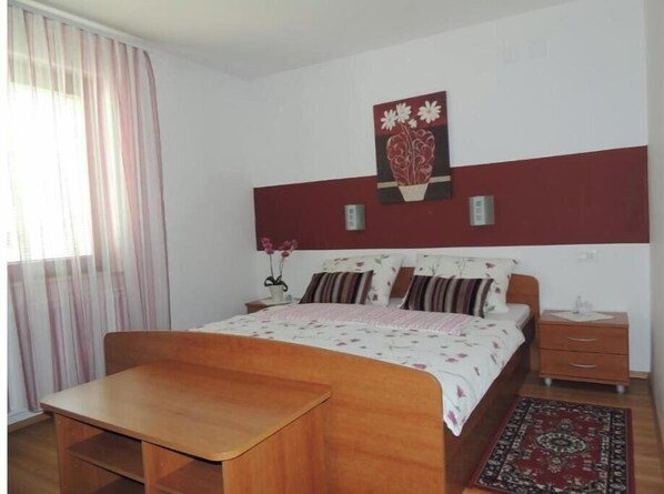 5 chambres, Wi-Fi