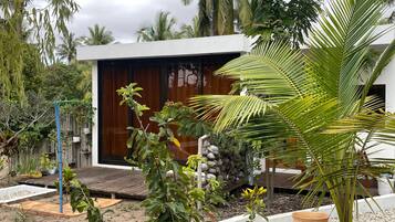 Double Room, Garden View | Blackout curtains, iron/ironing board, free WiFi