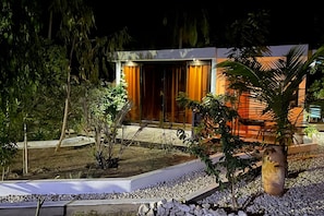 Doppelzimmer, Gartenblick | Verdunkelungsvorhänge, Bügeleisen/Bügelbrett, kostenloses WLAN