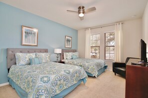 9 bedrooms, desk, iron/ironing board, travel cot